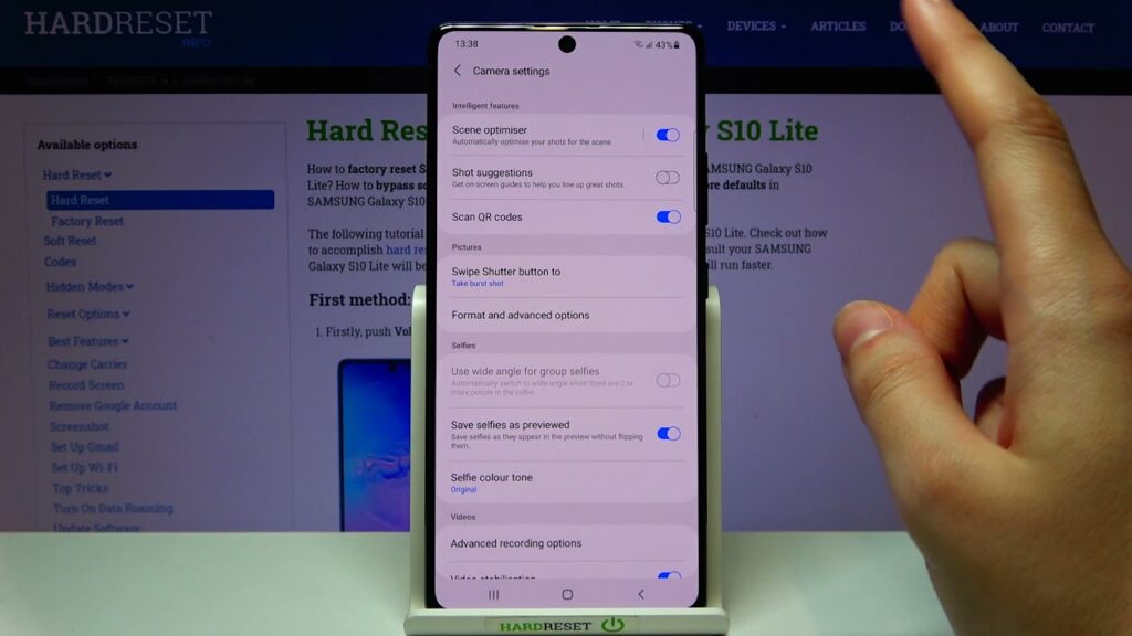 How to Read Qr Codes on a Samsung Galaxy S10 Lite?